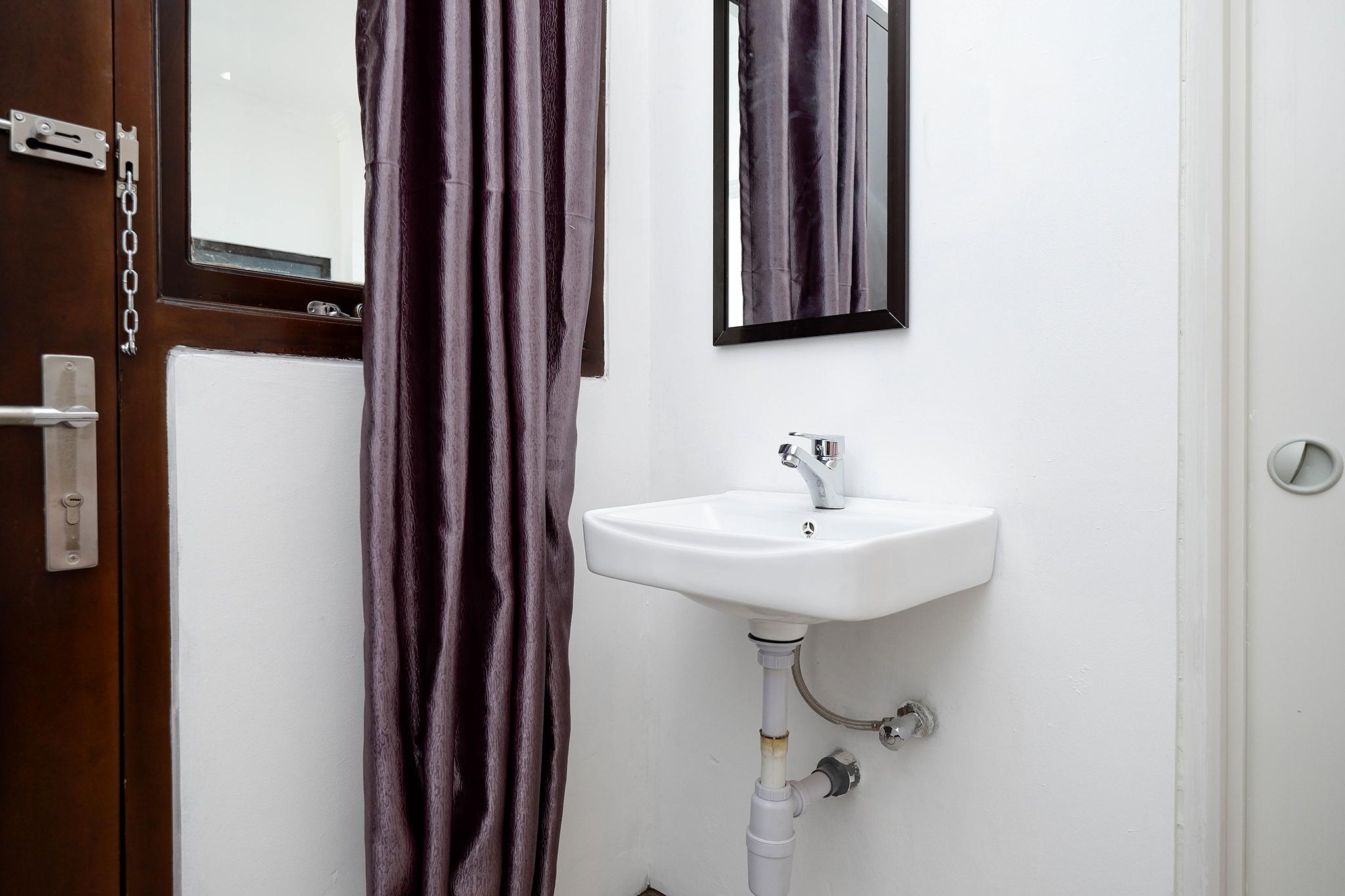 Oyo 1611 Four D'Home Solo Dış mekan fotoğraf