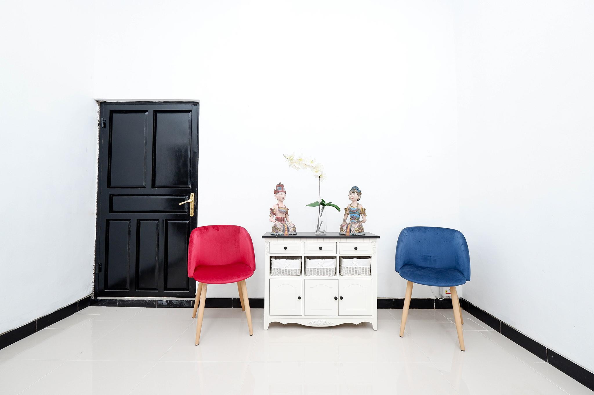 Oyo 1611 Four D'Home Solo Dış mekan fotoğraf